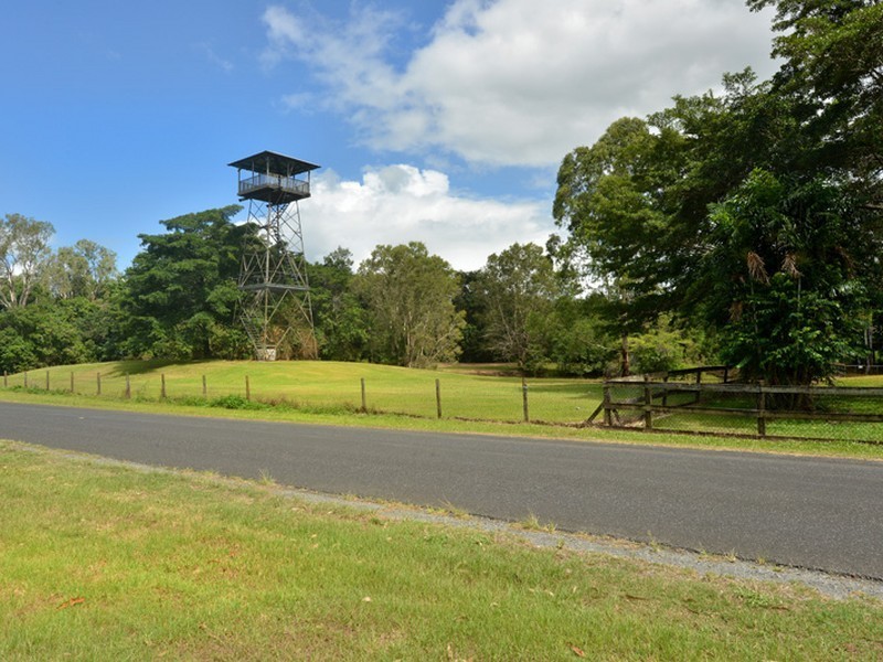 60 Page Road, Edmonton QLD 4869