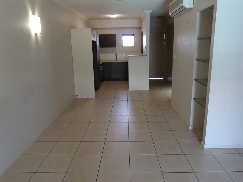 210/29 Springfield Cres, Manoora QLD 4870