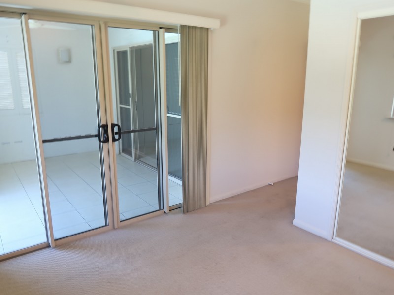 210/29 Springfield Cres, Manoora QLD 4870