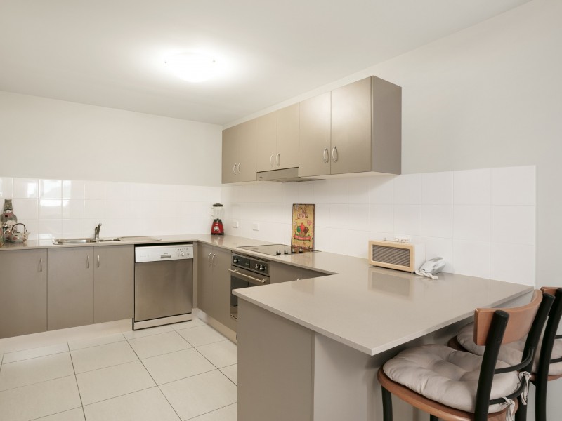 316/331 Lake Street, Cairns City QLD 4870