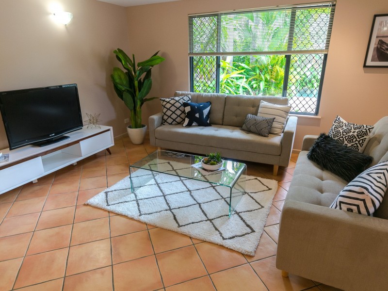 18/75-79 Cedar Road, Palm Cove QLD 4879