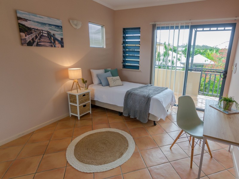 18/75-79 Cedar Road, Palm Cove QLD 4879