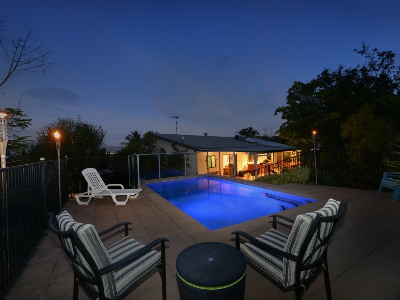 7 Atherton Street, Whitfield QLD 4870