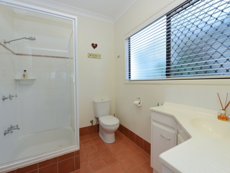 7 Atherton Street, Whitfield QLD 4870