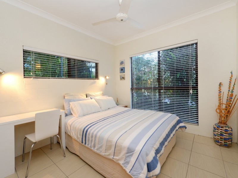 7 Atherton Street, Whitfield QLD 4870