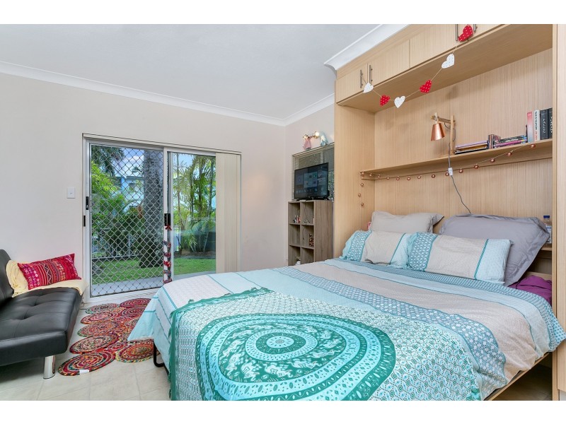 1/6 Springfield Crescent, Manoora QLD 4870