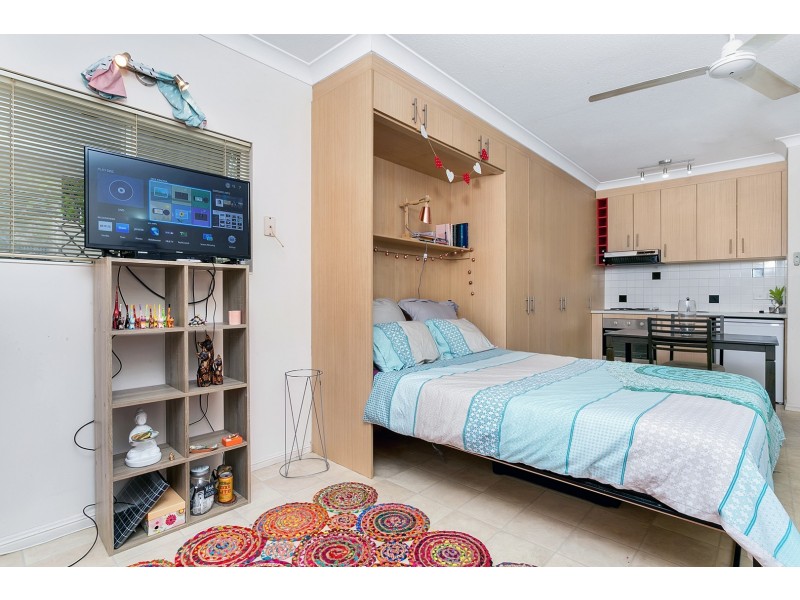 1/6 Springfield Crescent, Manoora QLD 4870