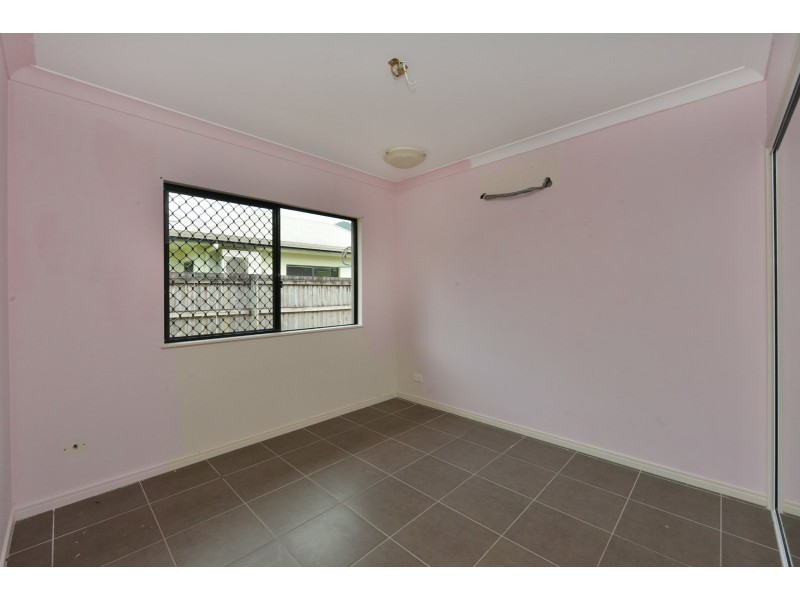 3 Kippin Close, Redlynch QLD 4870