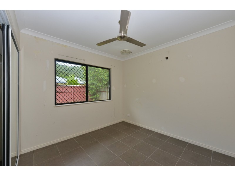 3 Kippin Close, Redlynch QLD 4870