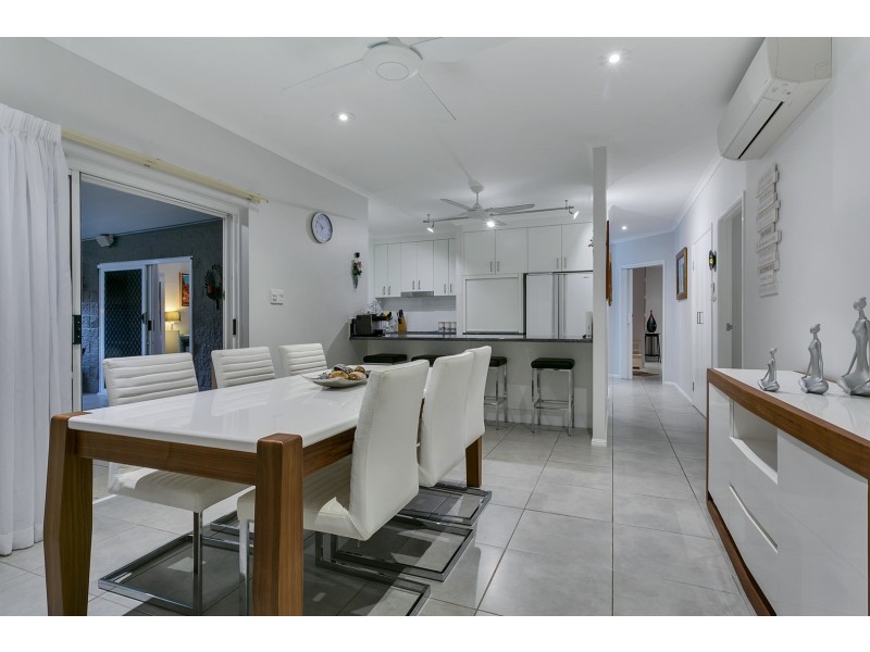 17 Dungarvan Drive, Brinsmead QLD 4870