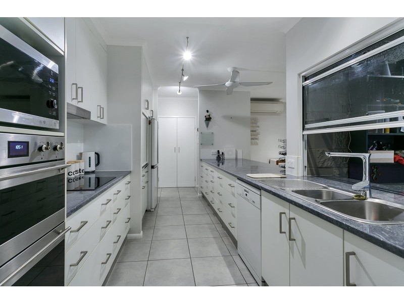 17 Dungarvan Drive, Brinsmead QLD 4870