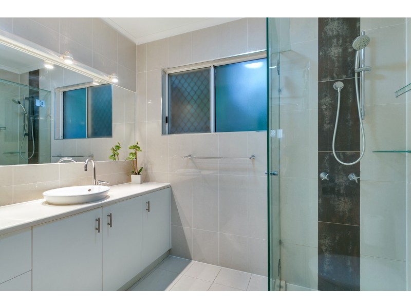 17 Dungarvan Drive, Brinsmead QLD 4870