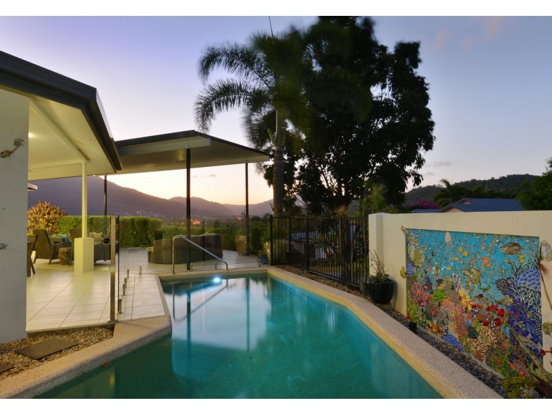21 Findlay Street, Brinsmead QLD 4870