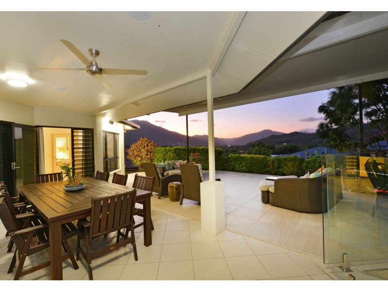 21 Findlay Street, Brinsmead QLD 4870