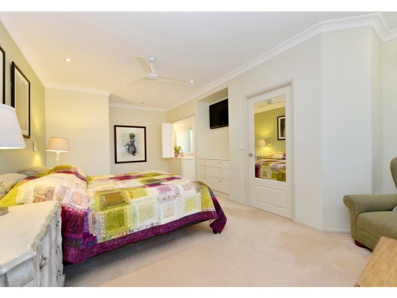 21 Findlay Street, Brinsmead QLD 4870