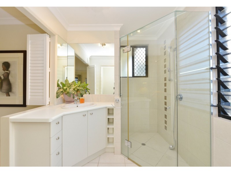 21 Findlay Street, Brinsmead QLD 4870