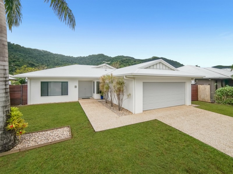 5 Scaglioni Street, Redlynch QLD 4870