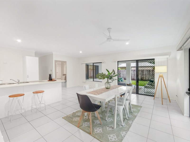 5 Scaglioni Street, Redlynch QLD 4870