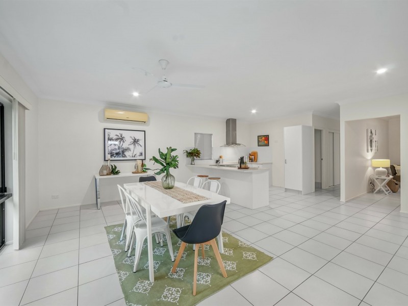 5 Scaglioni Street, Redlynch QLD 4870