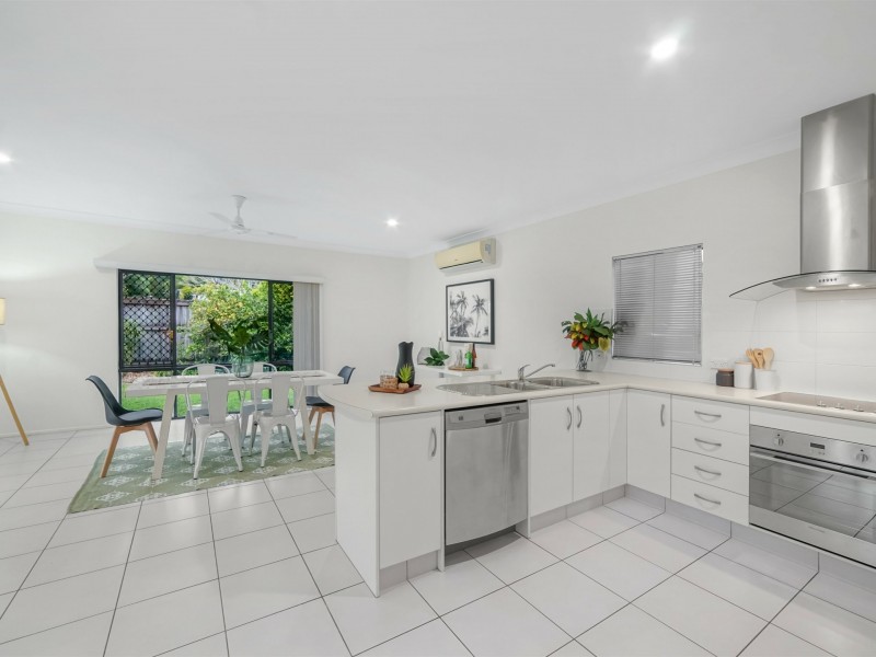 5 Scaglioni Street, Redlynch QLD 4870