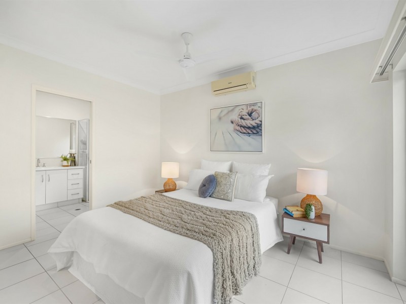 5 Scaglioni Street, Redlynch QLD 4870