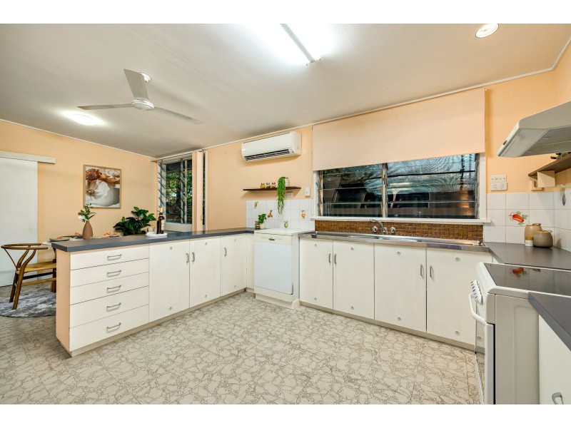 16-18 Oxley Street, Edge Hill QLD 4870