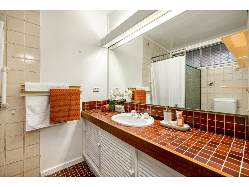 16-18 Oxley Street, Edge Hill QLD 4870