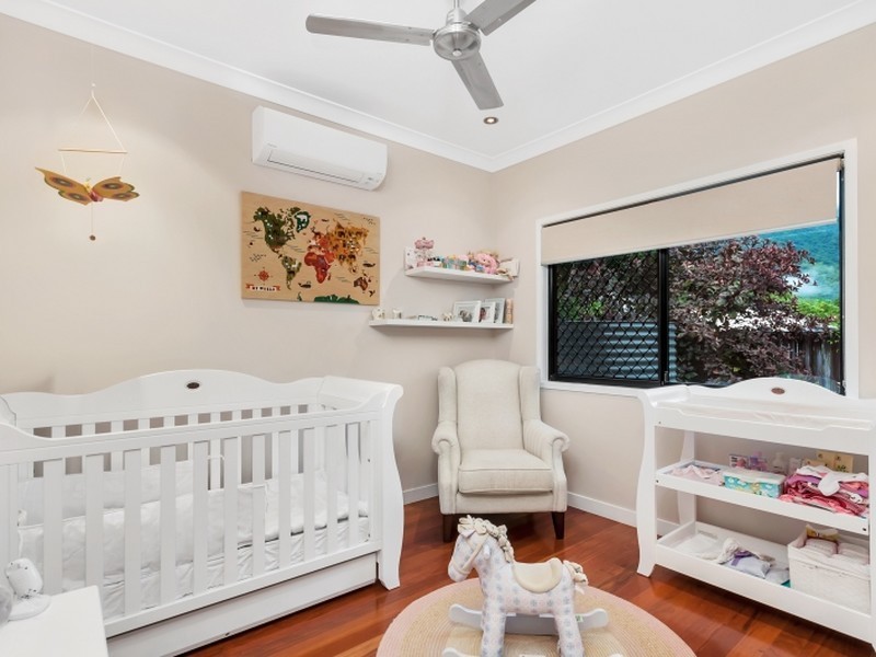 11 Heysen Close, Redlynch QLD 4870