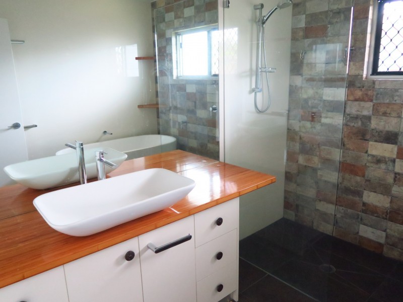 120 Balaclava Road, Earlville QLD 4870