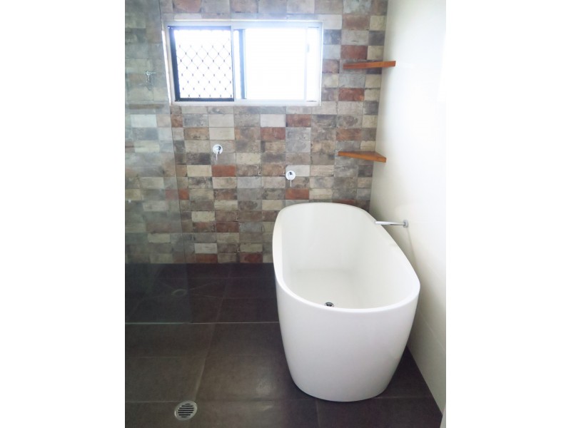 120 Balaclava Road, Earlville QLD 4870