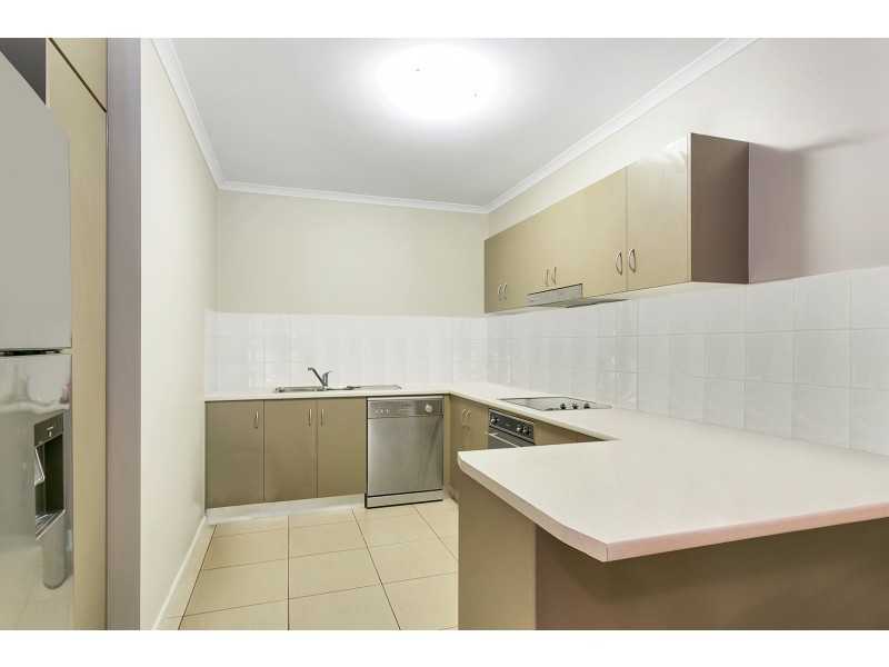 3/331 Lake Street, Cairns North QLD 4870