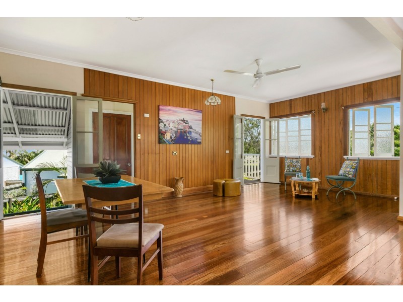 90 Little Street, Manunda QLD 4870
