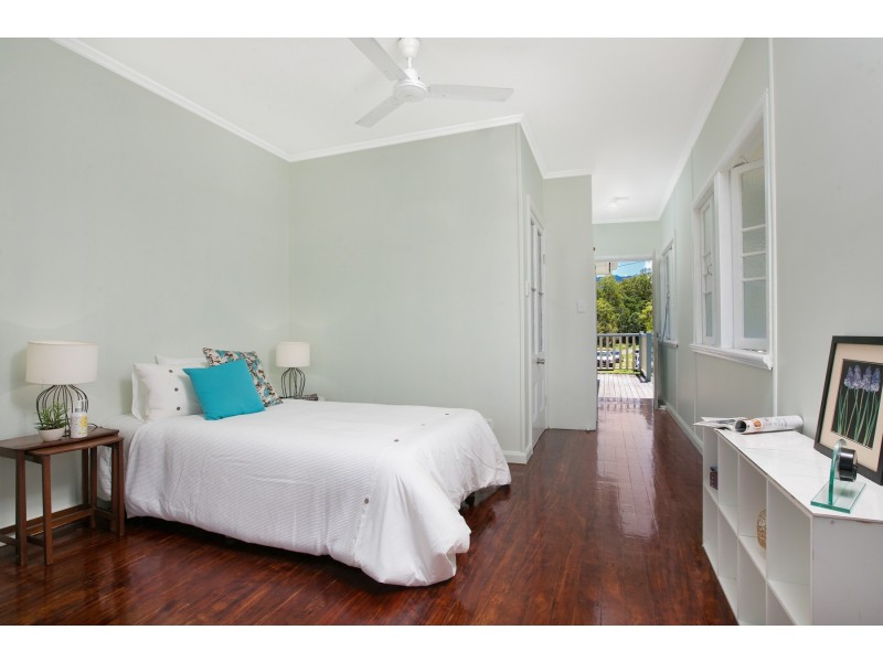 90 Little Street, Manunda QLD 4870