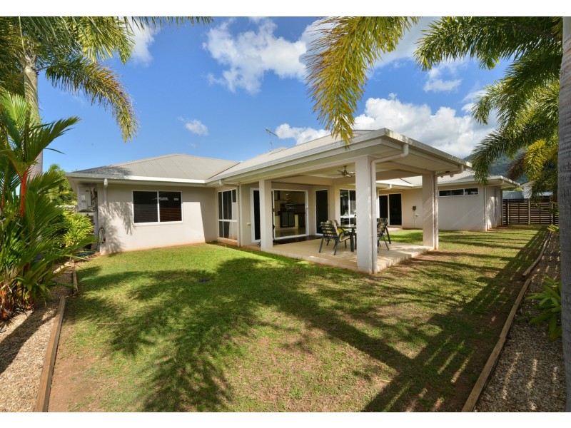 5 Raffles Avenue, Redlynch QLD 4870