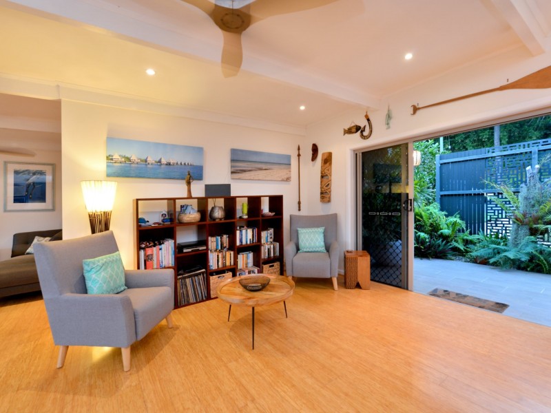 28 Atherton Street, Whitfield QLD 4870