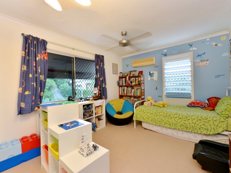 28 Atherton Street, Whitfield QLD 4870