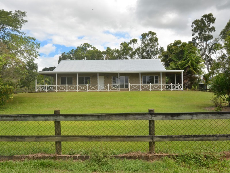 60 Page Road, Edmonton QLD 4869