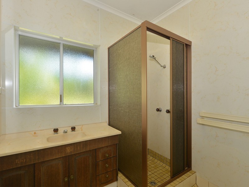 60 Page Road, Edmonton QLD 4869