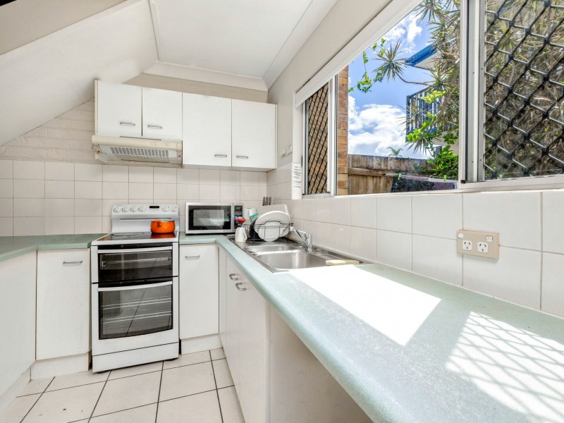 5/69 Little Pease Street, Manoora QLD 4870