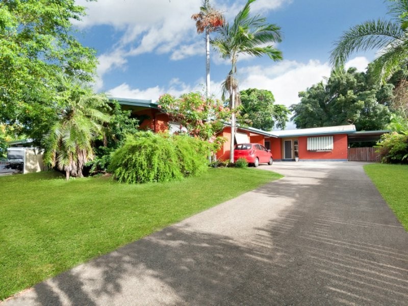 13 Huon Street, Trinity Beach QLD 4879