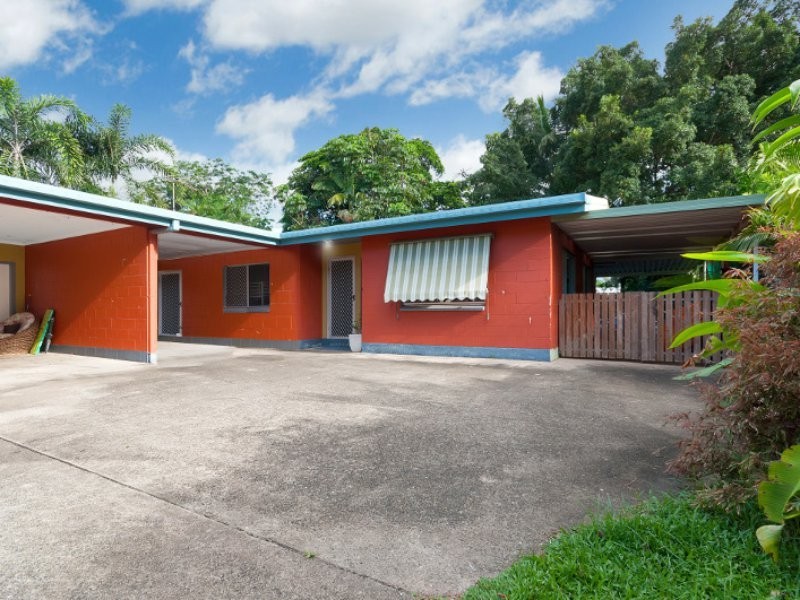 13 Huon Street, Trinity Beach QLD 4879
