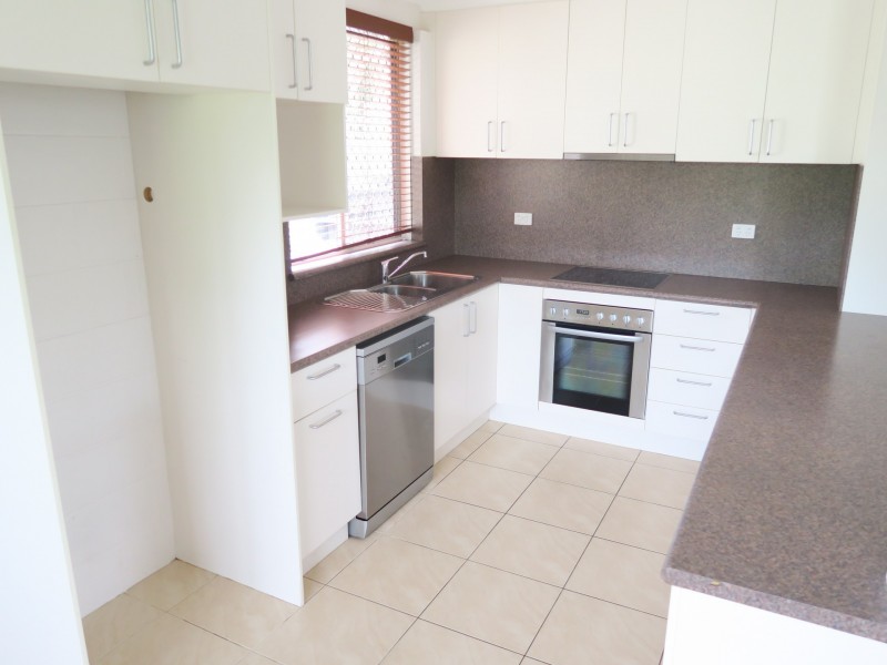 52 Boden Street, Edge Hill QLD 4870