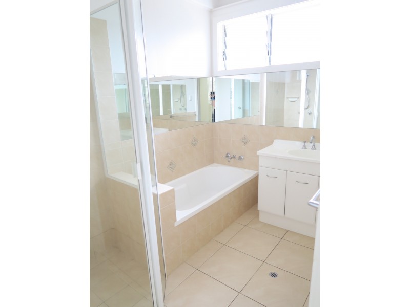 52 Boden Street, Edge Hill QLD 4870