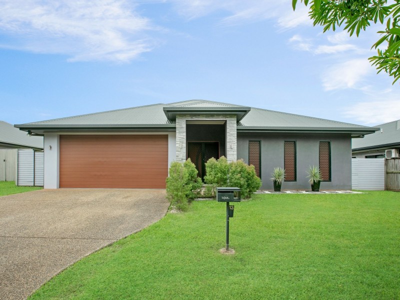 13 Springbrook Avenue, Redlynch QLD 4870