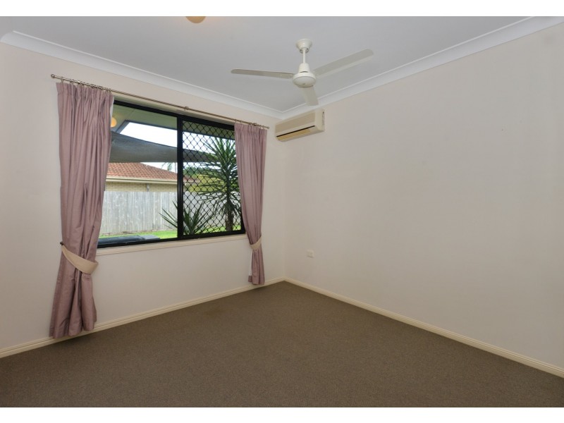 16 Country Court, Brinsmead QLD 4870