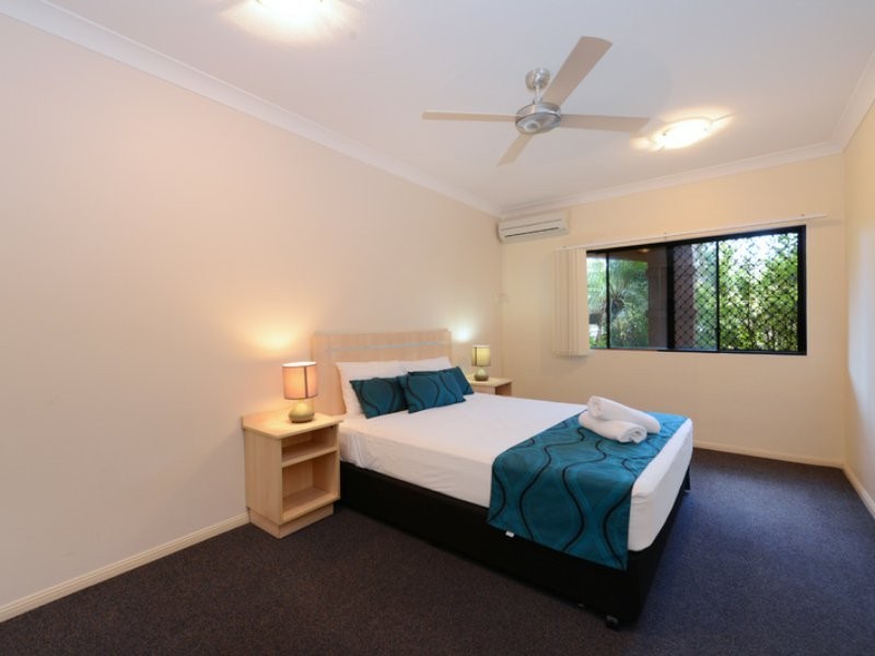 21/257-259 Lake Street, Cairns North QLD 4870