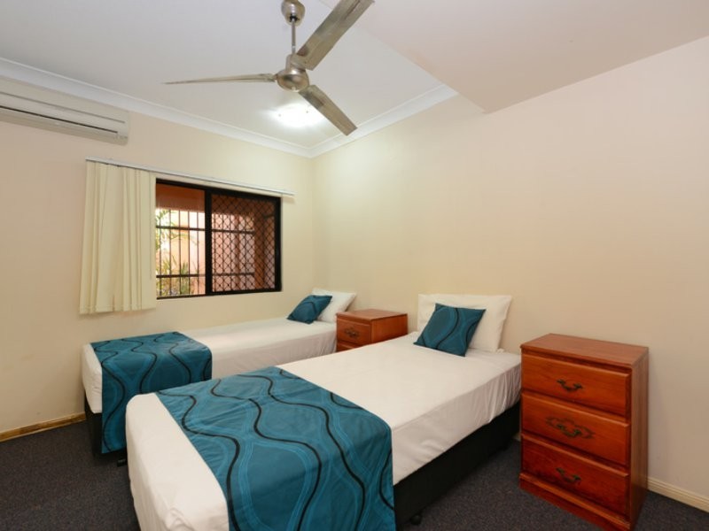 21/257-259 Lake Street, Cairns North QLD 4870