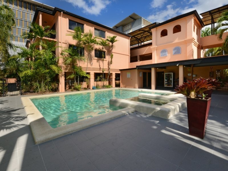 21/257-259 Lake Street, Cairns North QLD 4870