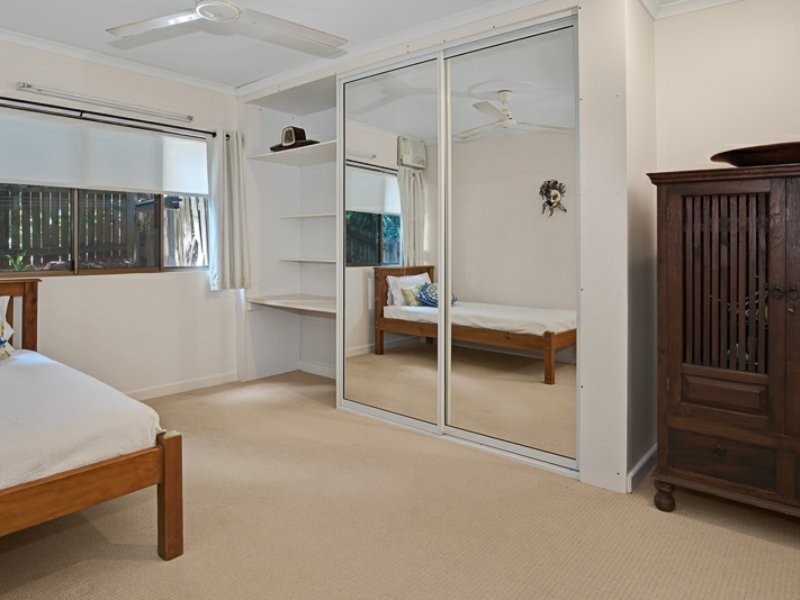 14 View Street, Brinsmead QLD 4870