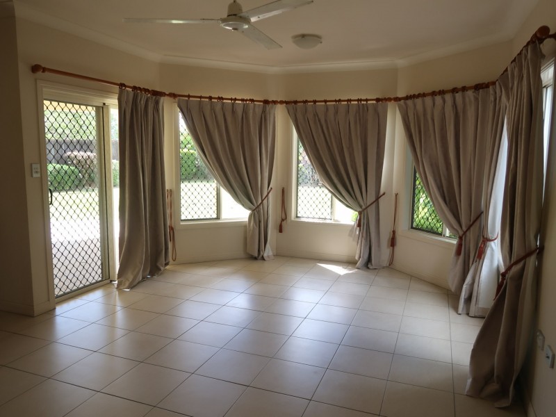 7 Vauclause Close, Brinsmead QLD 4870